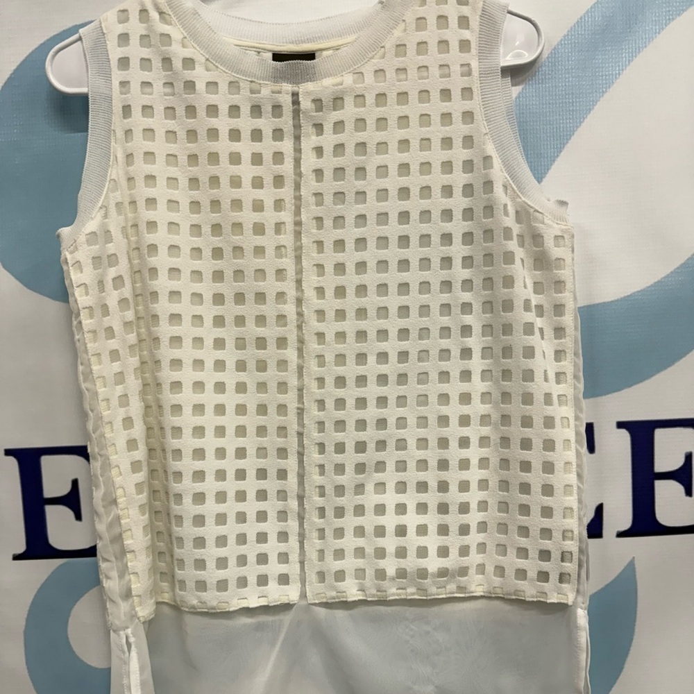 Worthington women’s sleeveless blouse, double slip underneath, size small